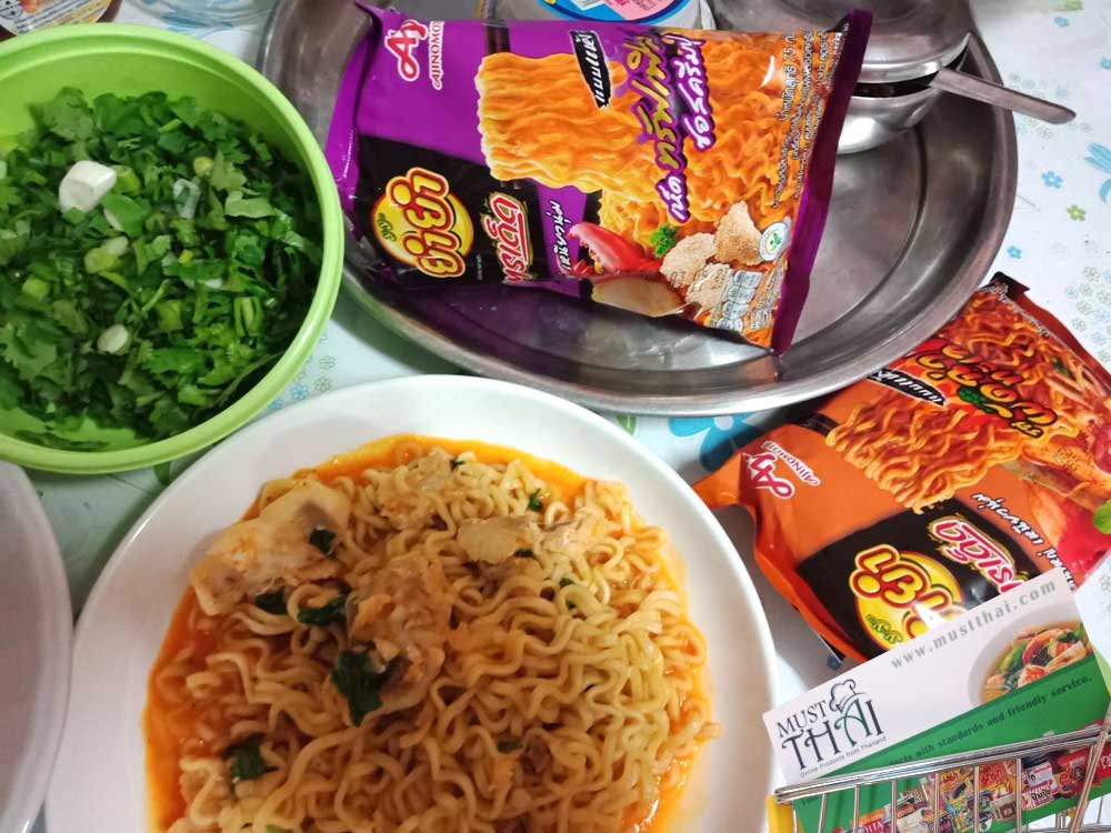 YumYum Instant Dried Noodles